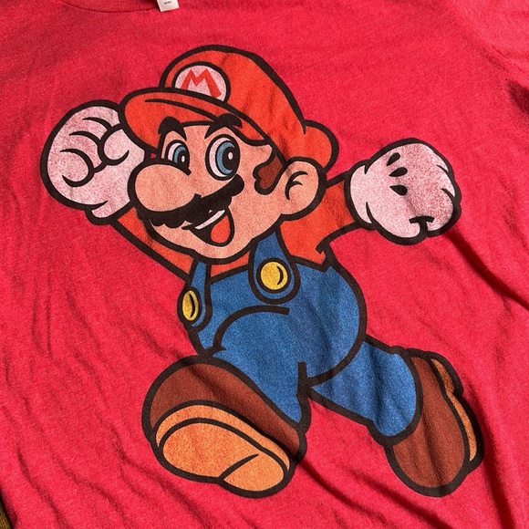 Super Mario Brothers T-Shirt Size Medium - Picture 2 of 5